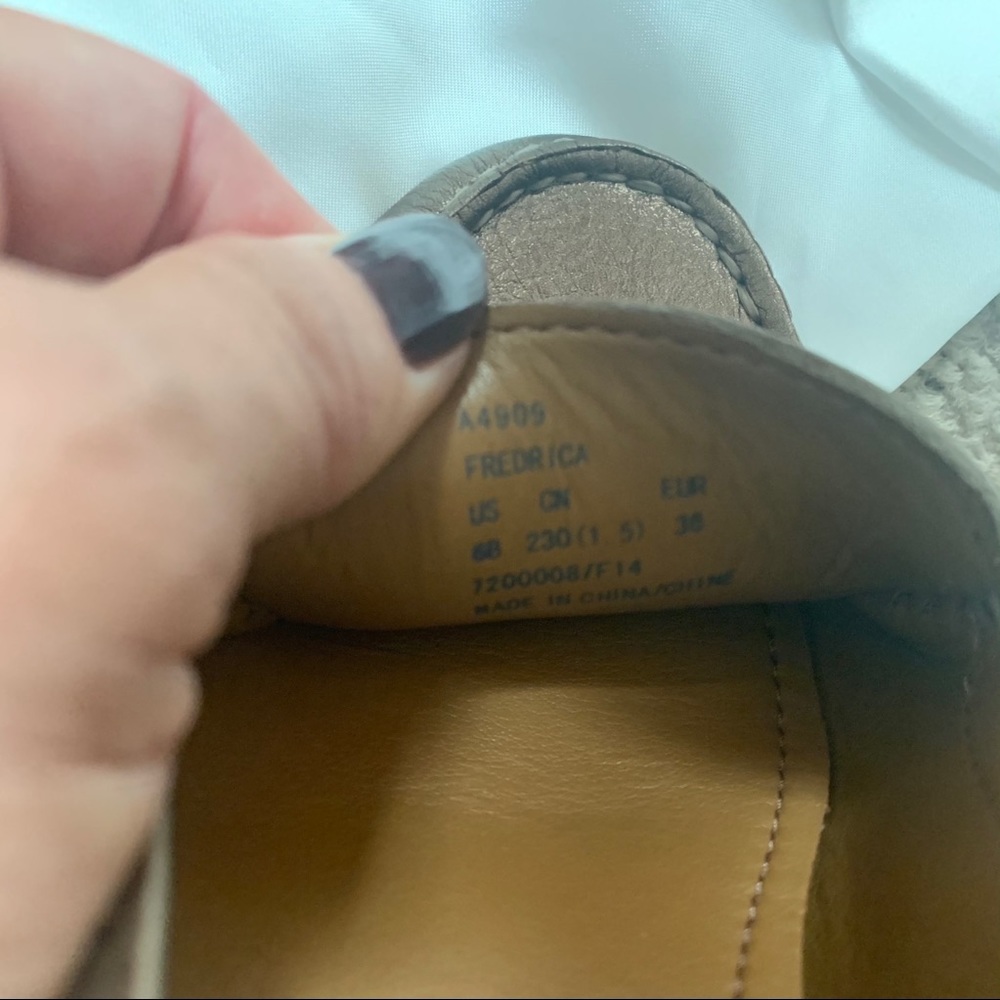 Brand new Coach women shoes - Picture 4 of 5